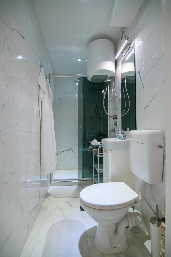 5 Star Central Studio Skopje Exterior photo