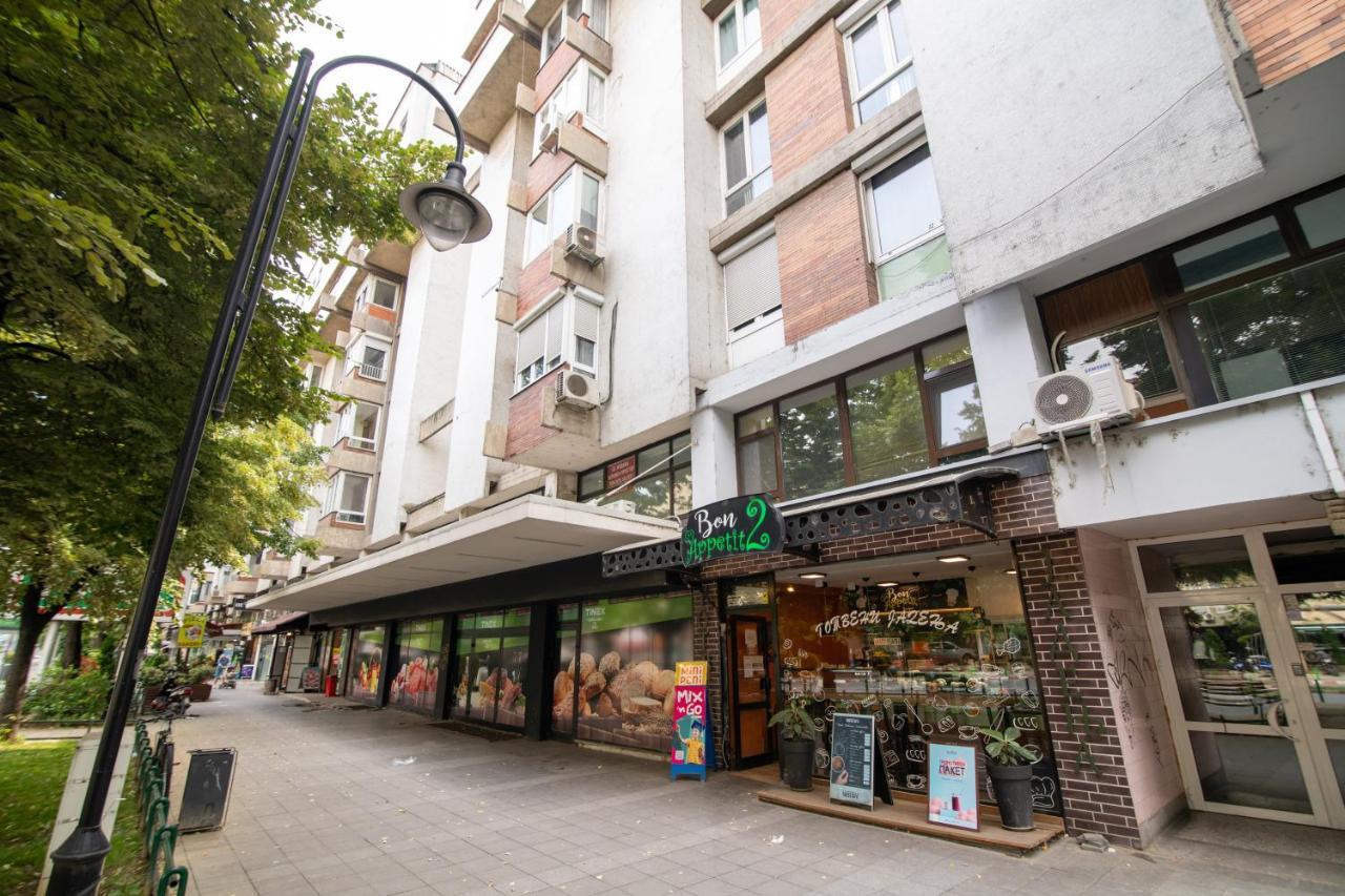 5 Star Central Studio Skopje Exterior photo